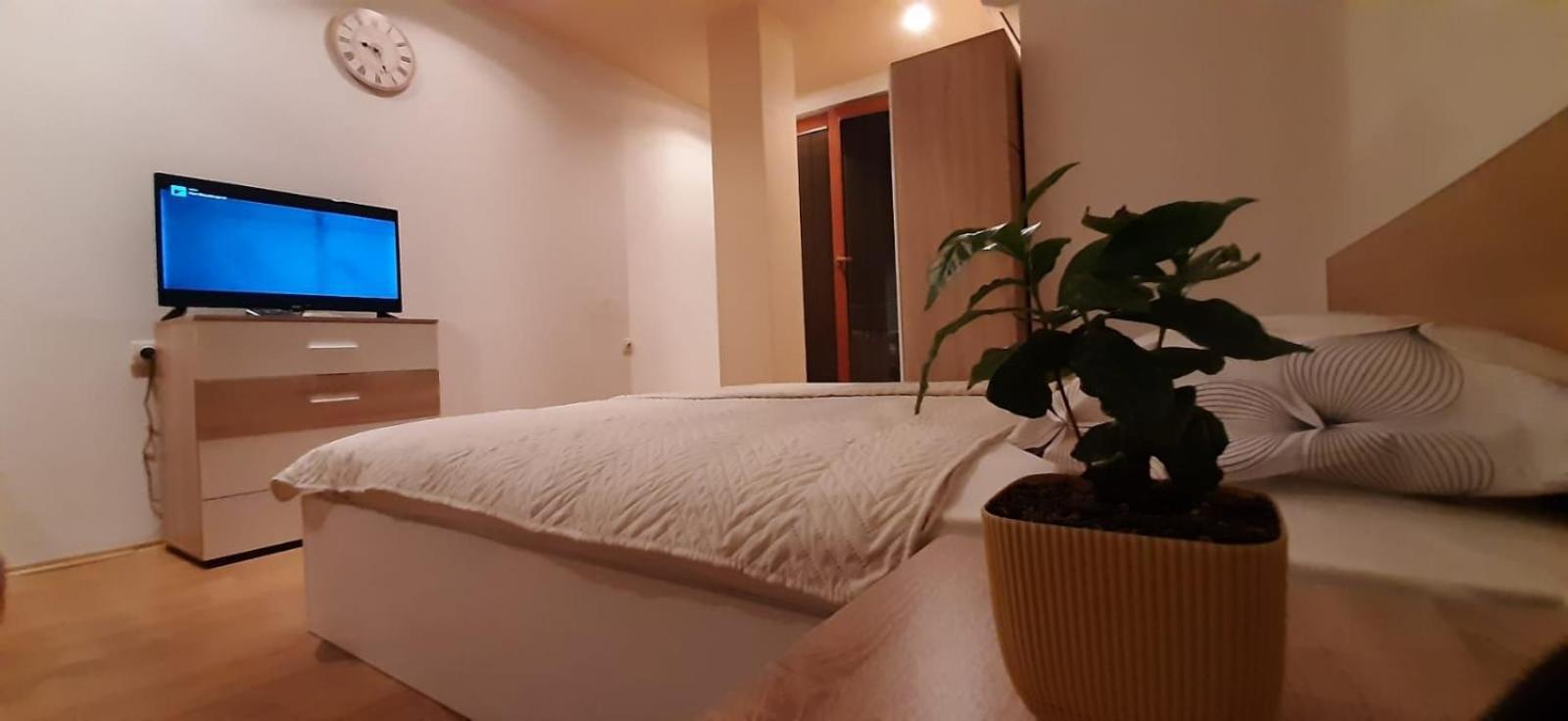 Apartment Riki 3 Near Bus Station Ohrid Phòng bức ảnh