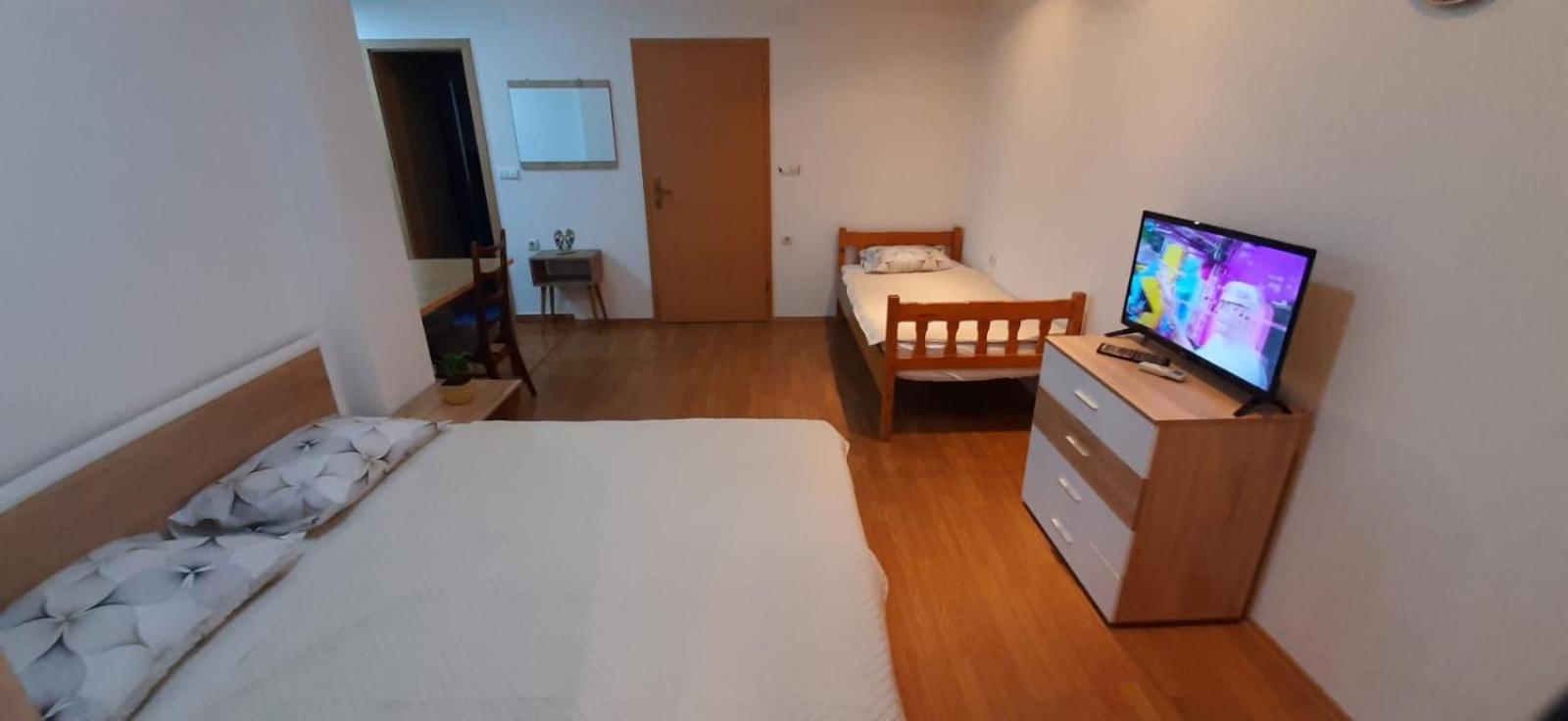 Apartment Riki 3 Near Bus Station Ohrid Phòng bức ảnh